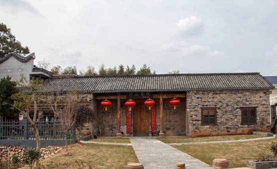 ƺ����Ժ1 (2)