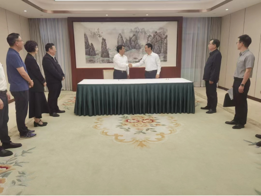 中央生态环保督察组向湖南移交首批信访件